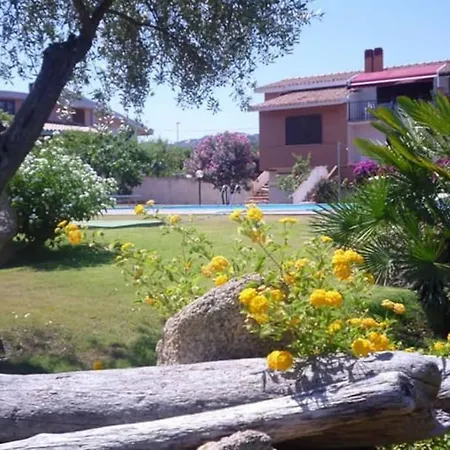 Stefania カステルサルド