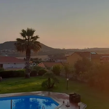 Stefania カステルサルド