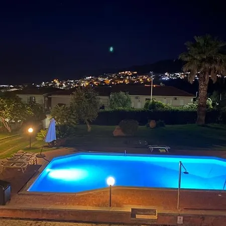 Stefania カステルサルド